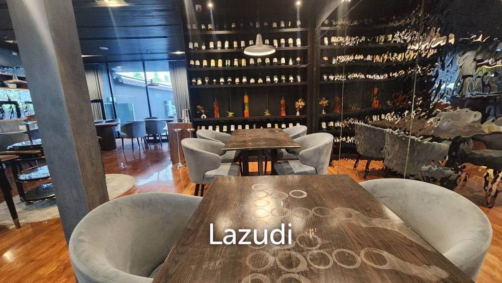 214sqm Award-Winning Restaurant on Sukhumvit 20 Hotel Rooftop -  Very Affordable Fully Equipped and Ready to Operate