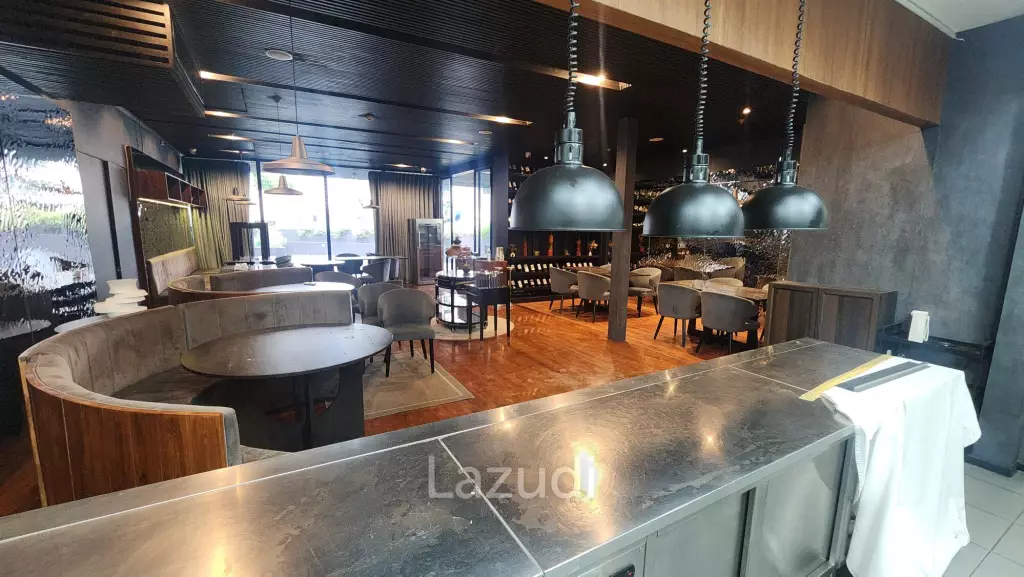 214sqm Award-Winning Restaurant on Sukhumvit 20 Hotel Rooftop -  Very Affordable Fully Equipped and Ready to Operate