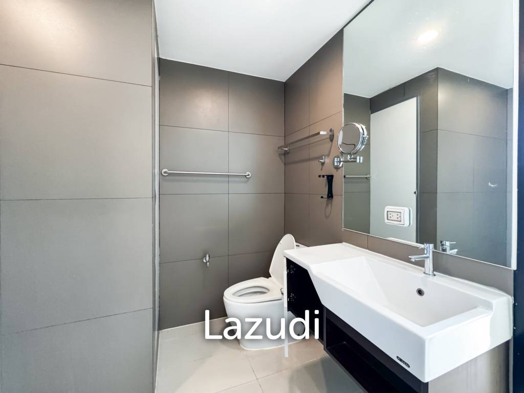 Stylish 2 Bedroom Condo in Estella Ekkamai Bangkok