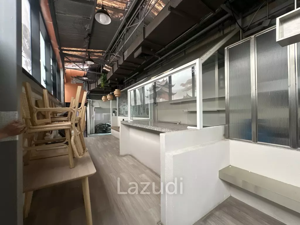 Restaurants and bars connected to BTS Chong Nonsi within the Silom Connect project.