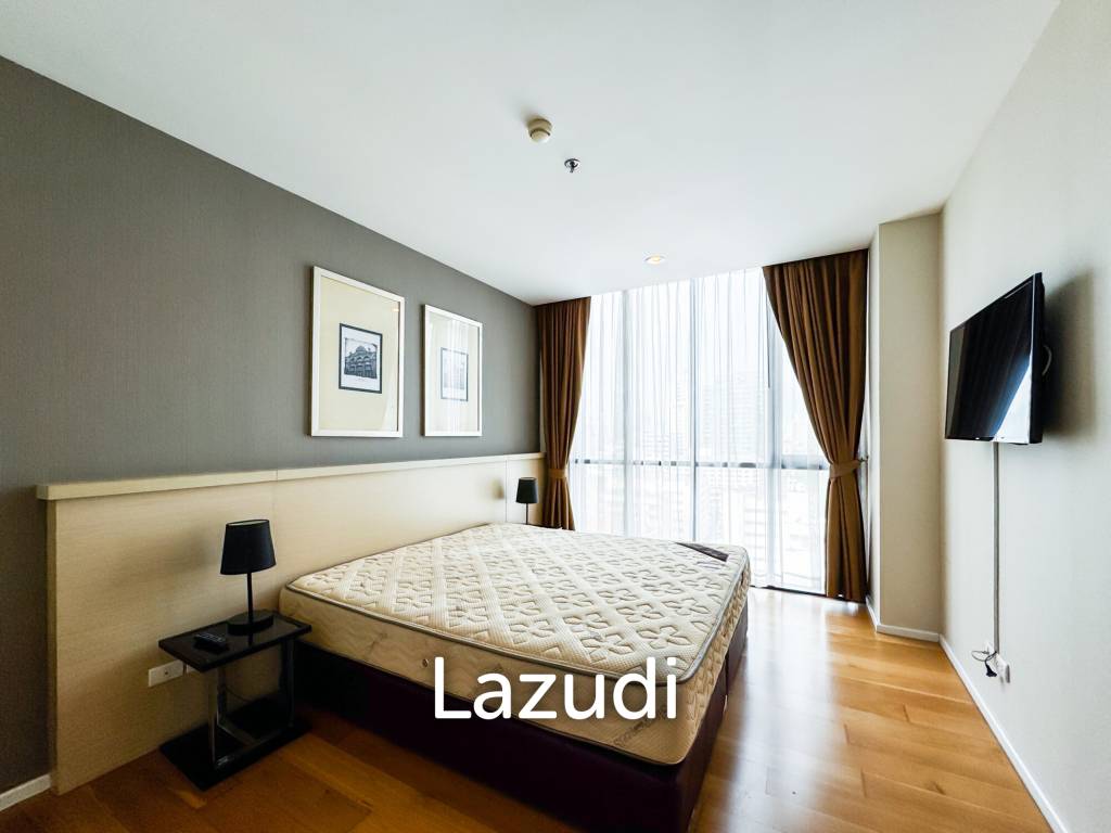 Estella Ekkamai 2-Bedroom Condo with City Views