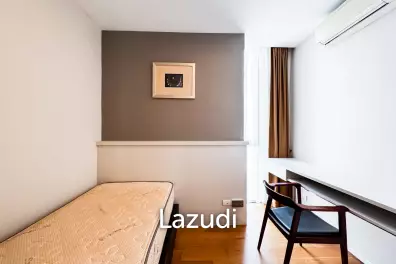 Estella Ekkamai 2-Bedroom Condo with City Views