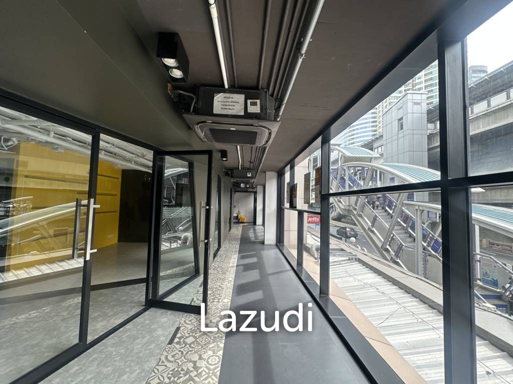 Silom Connect retail area connected to BTS Chong Nonsi.