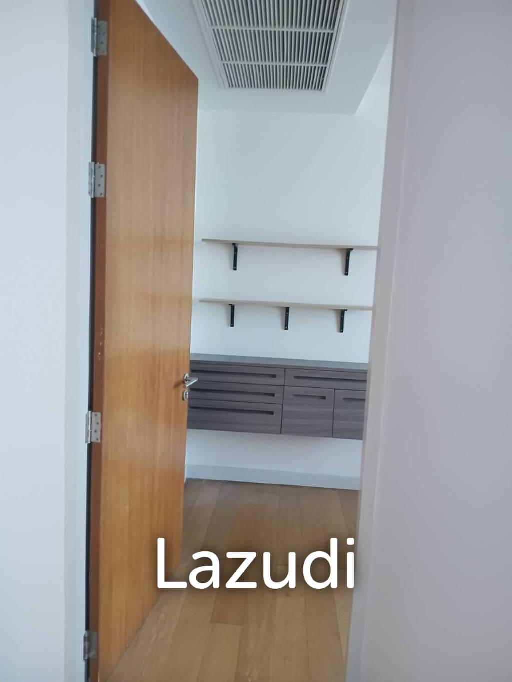 Luxury 2 Bedroom Condo Chatrium Residence Riverside