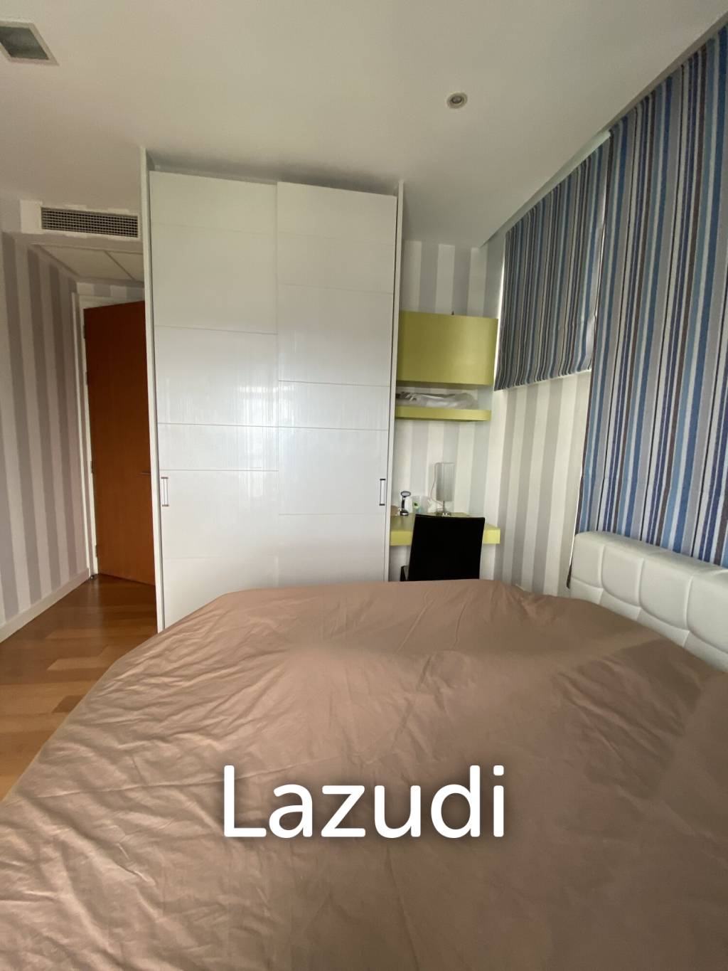 Stunning 2-Bed Condo With Skyline Views Bangkok