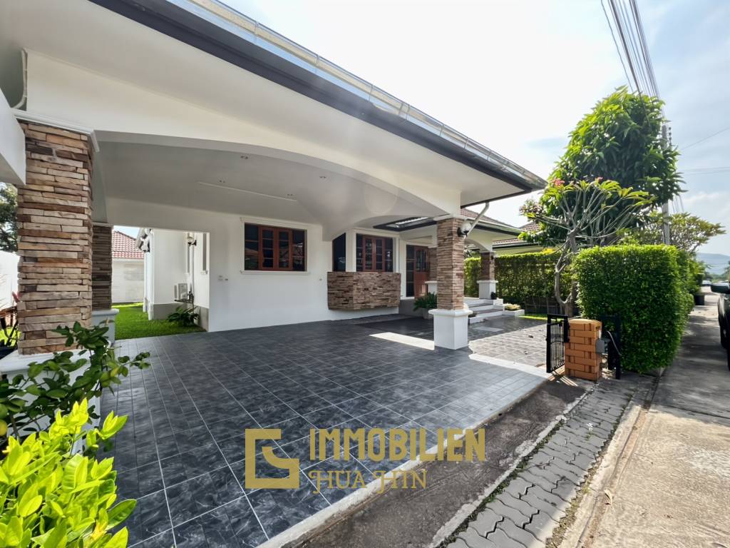 528 qm Grundstück / 300 qm Wohnfläche / Infinitypool