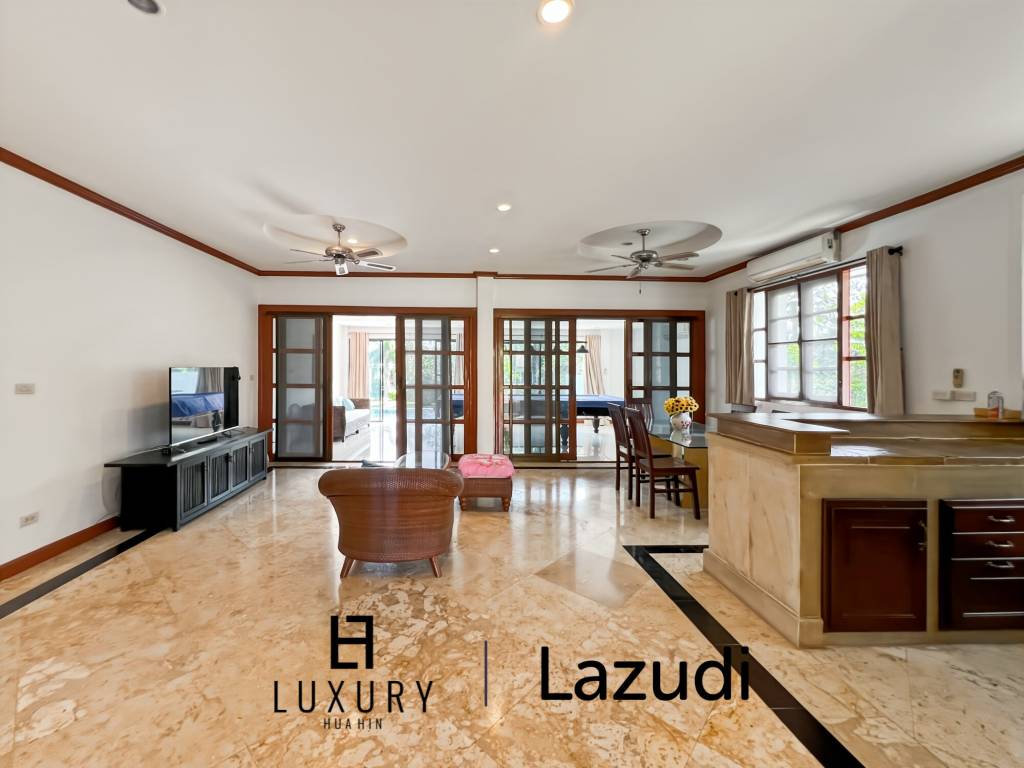 วิลล่าริมคลองพร้อมสระว่ายน้ำในโครงการหัวหินลากูน่า