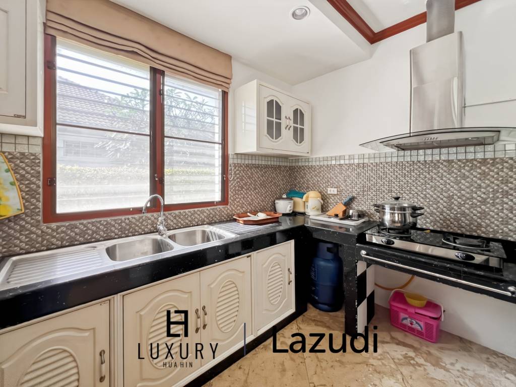 วิลล่าริมคลองพร้อมสระว่ายน้ำในโครงการหัวหินลากูน่า