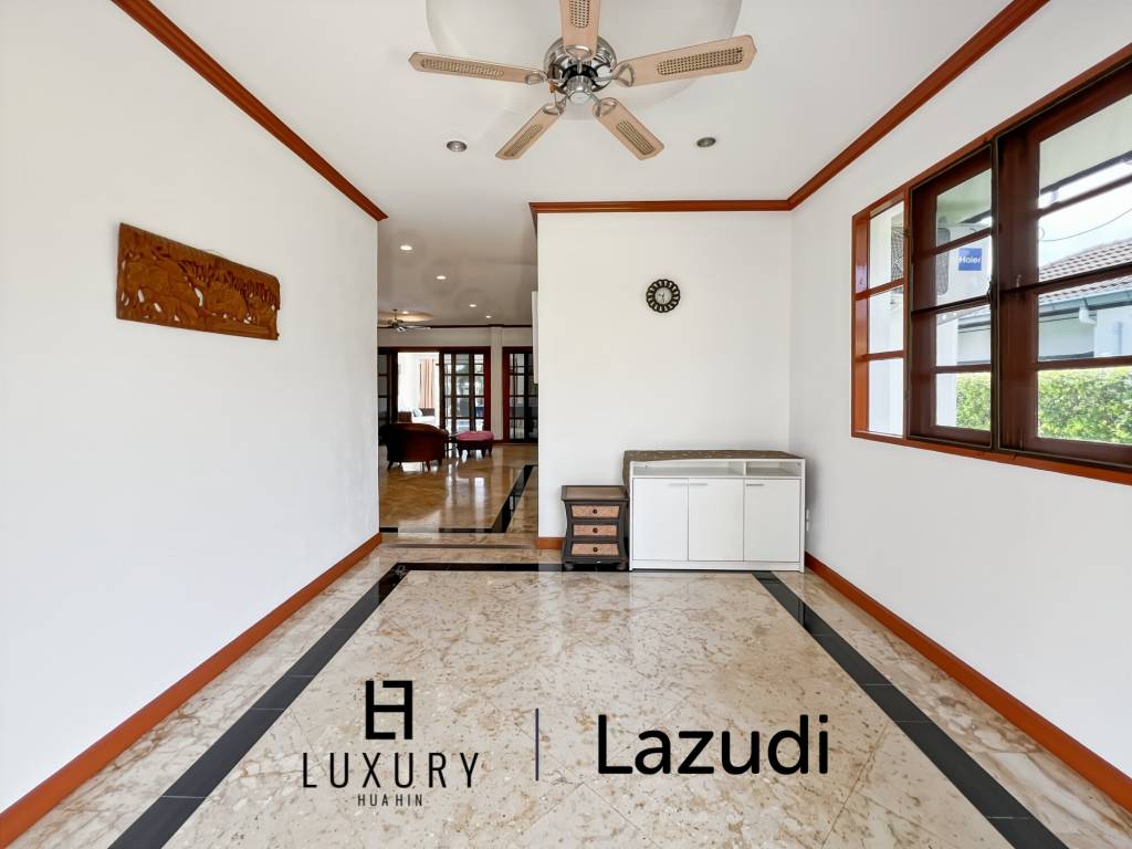 วิลล่าริมคลองพร้อมสระว่ายน้ำในโครงการหัวหินลากูน่า