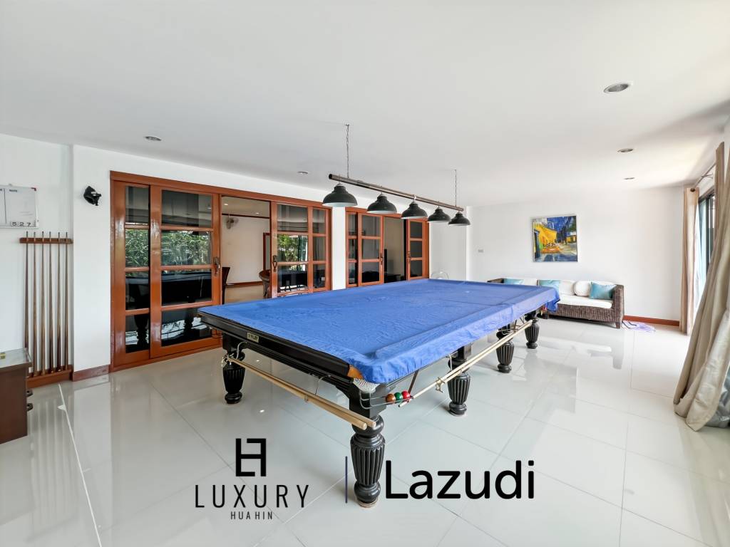 วิลล่าริมคลองพร้อมสระว่ายน้ำในโครงการหัวหินลากูน่า