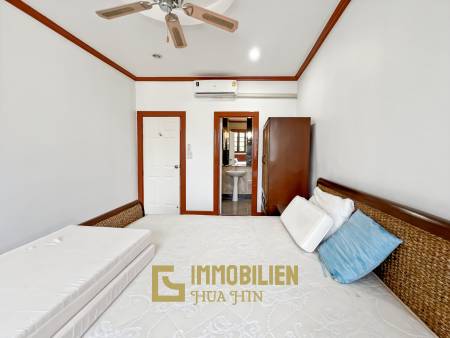 528 qm Grundstück / 300 qm Wohnfläche / Infinitypool