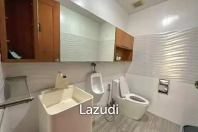 4 Beds 5 Baths House in Rama 4 - Kluaynamthai