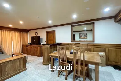 78 sqm 2 Bedroom Condo on 9th Floor at Sukhumvit Park Khlong Toei