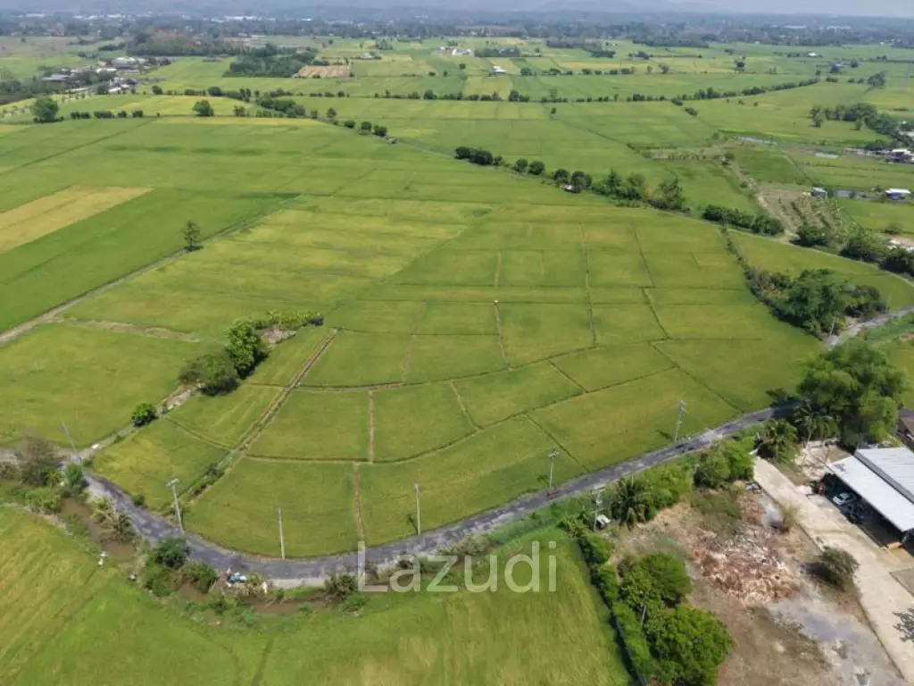 13 Rai Land for Sale, Rice field and Mountain view in San Pong