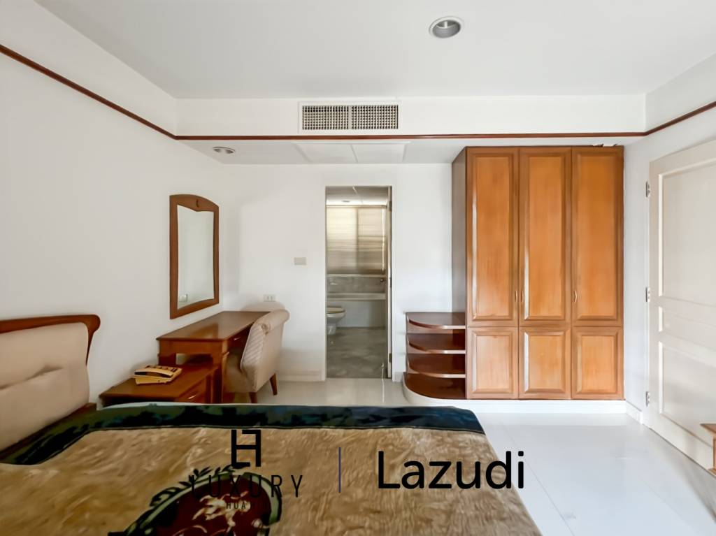 Absolute Beachfront Condo 2-Bedroom in Cha Am Long Beach