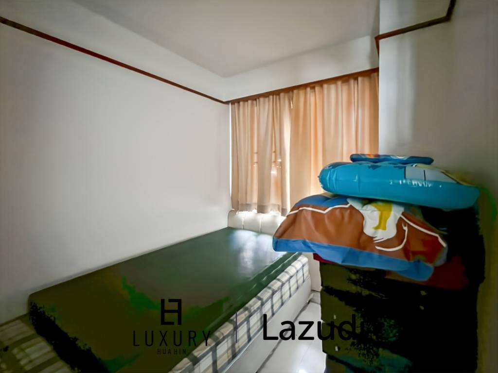 Absolute Beachfront Condo 2-Bedroom in Cha Am Long Beach