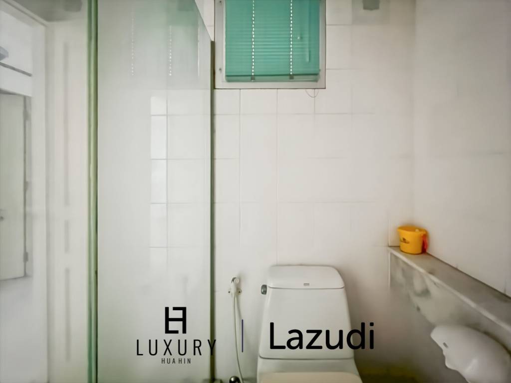 Absolute Beachfront Condo 2-Bedroom in Cha Am Long Beach