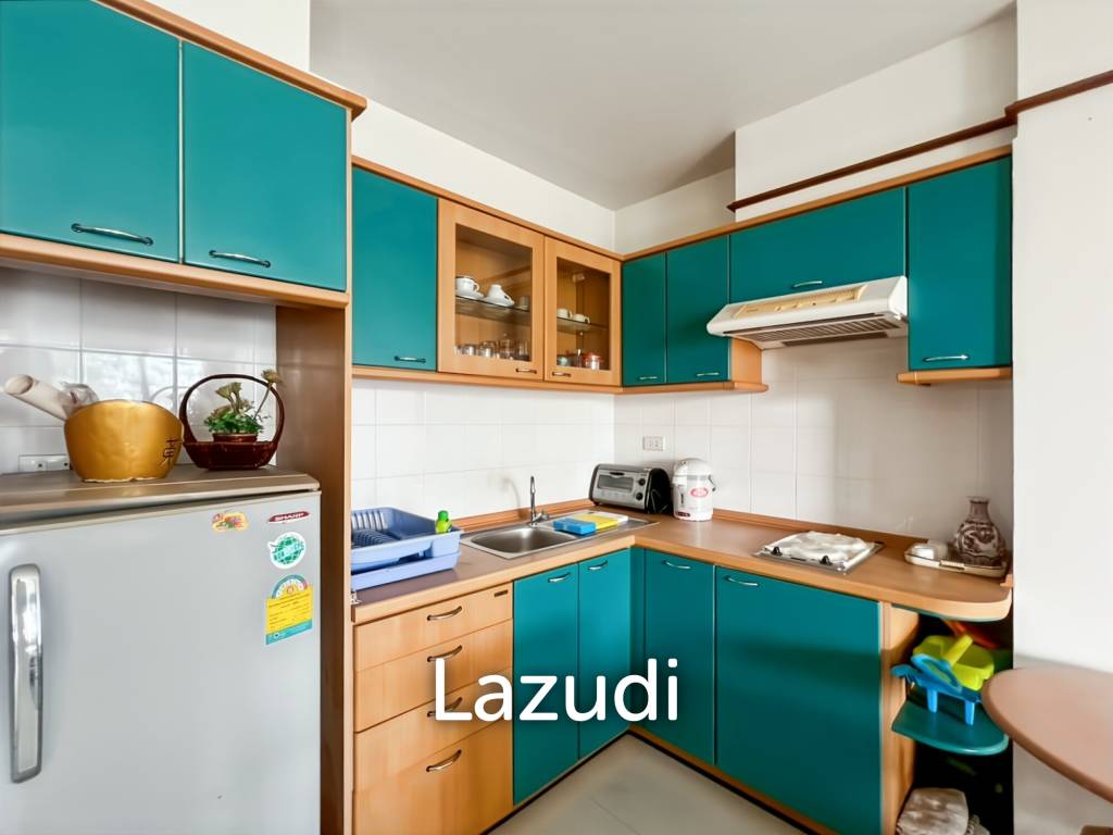 Absolute Beachfront Condo 2-Bedroom in Cha Am Long Beach