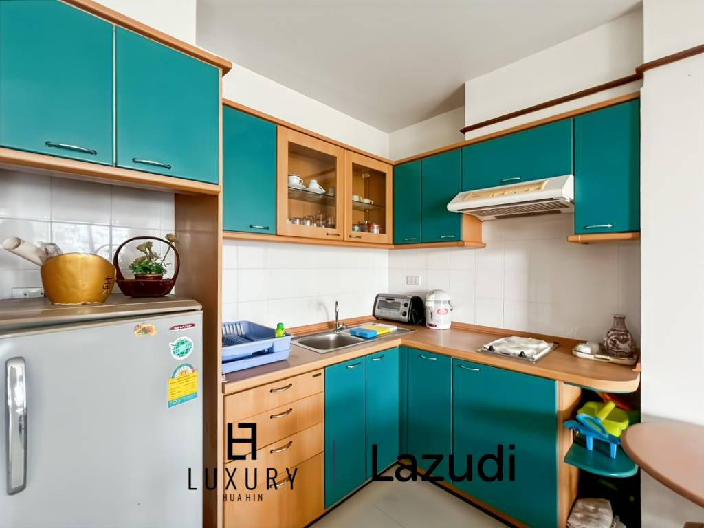 Absolute Beachfront Condo 2-Bedroom in Cha Am Long Beach