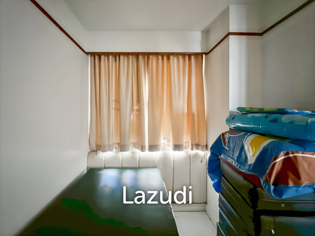 Absolute Beachfront Condo 2-Bedroom in Cha Am Long Beach
