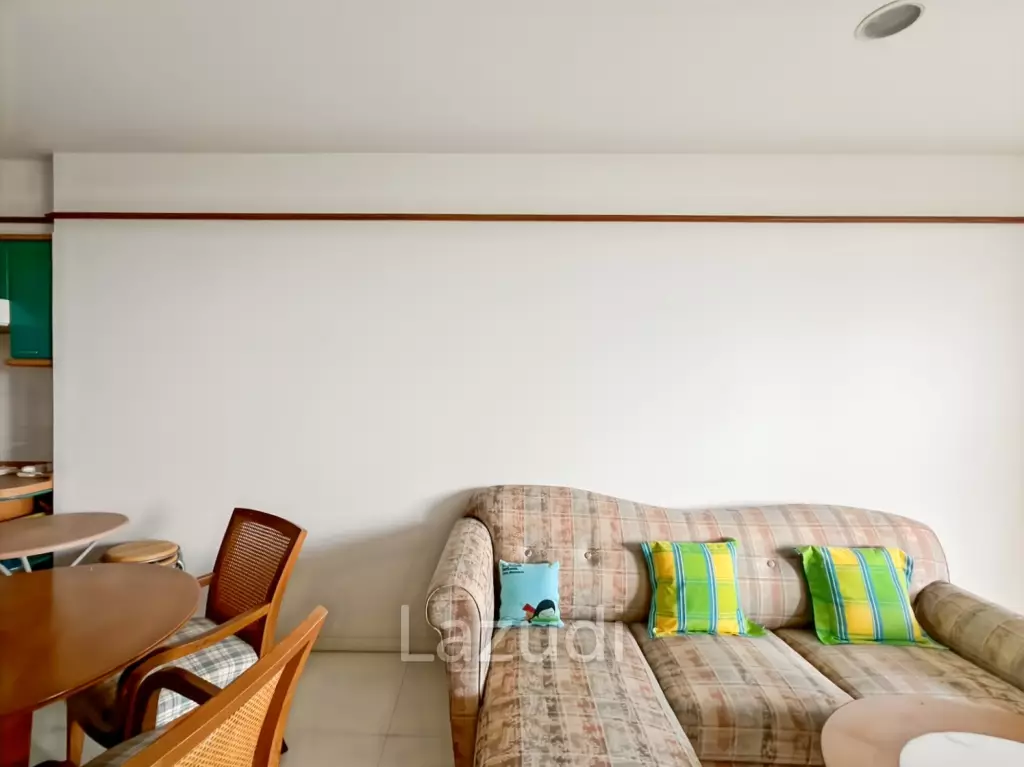 Absolute Beachfront Condo 2-Bedroom in Cha Am Long Beach