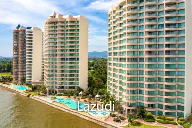 Absolute Beachfront Condo 2-Bedroom in Cha Am Long Beach