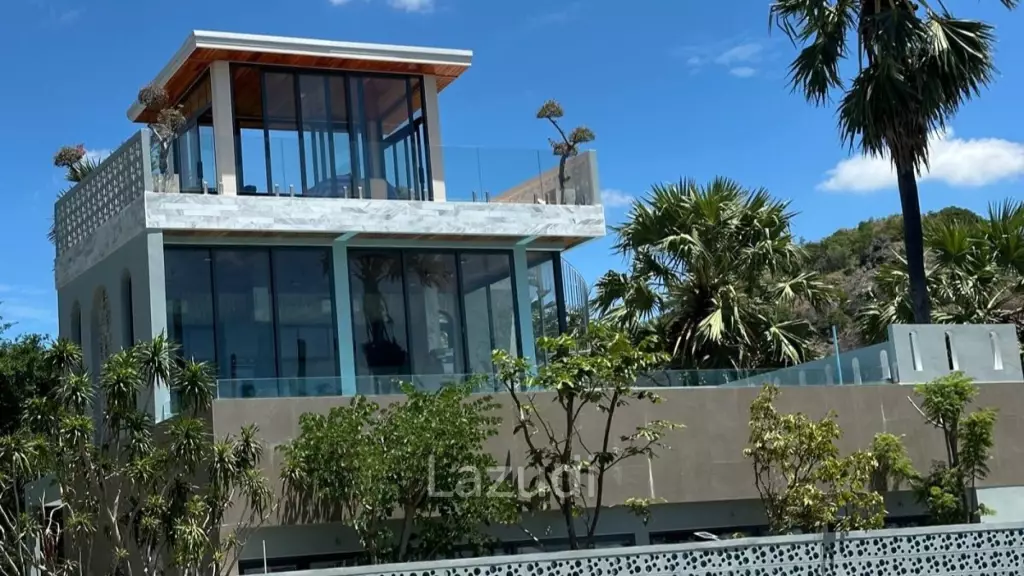 Khao Tao Luxury Pool Villa 4 Bedroom – Steps from the Beach