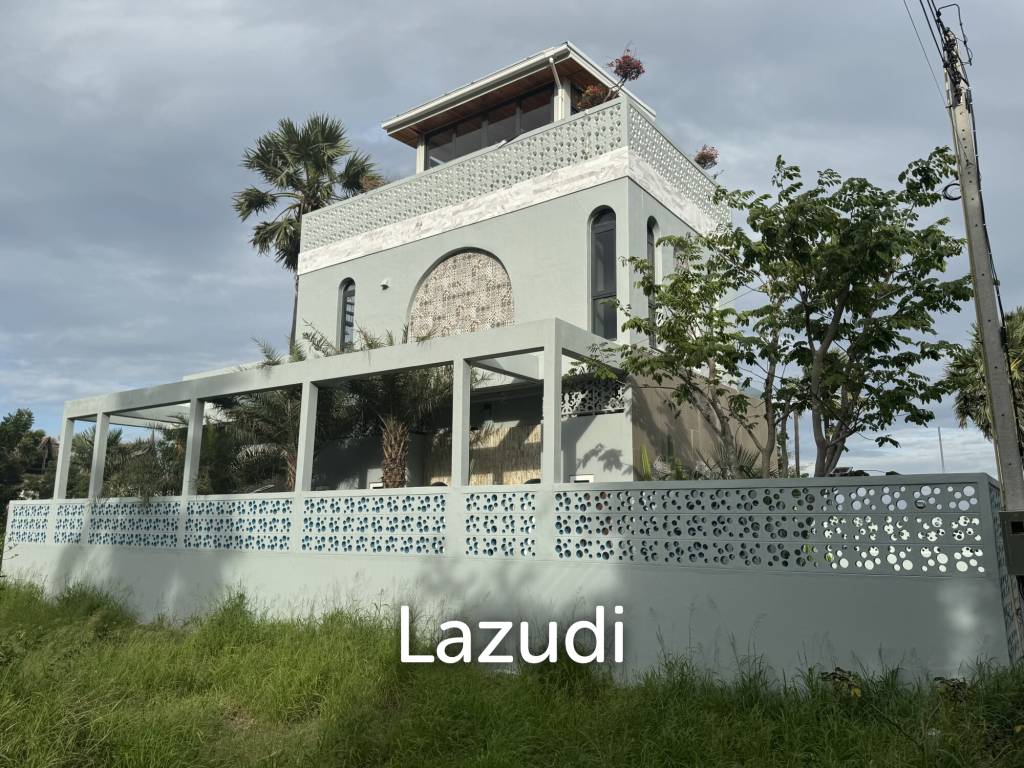 Khao Tao Luxury Pool Villa 4 Bedroom – Steps from the Beach