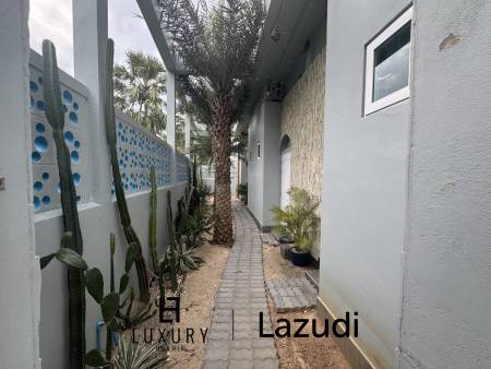 Khao Tao Luxury Pool Villa 4 Bedroom – Steps from the Beach