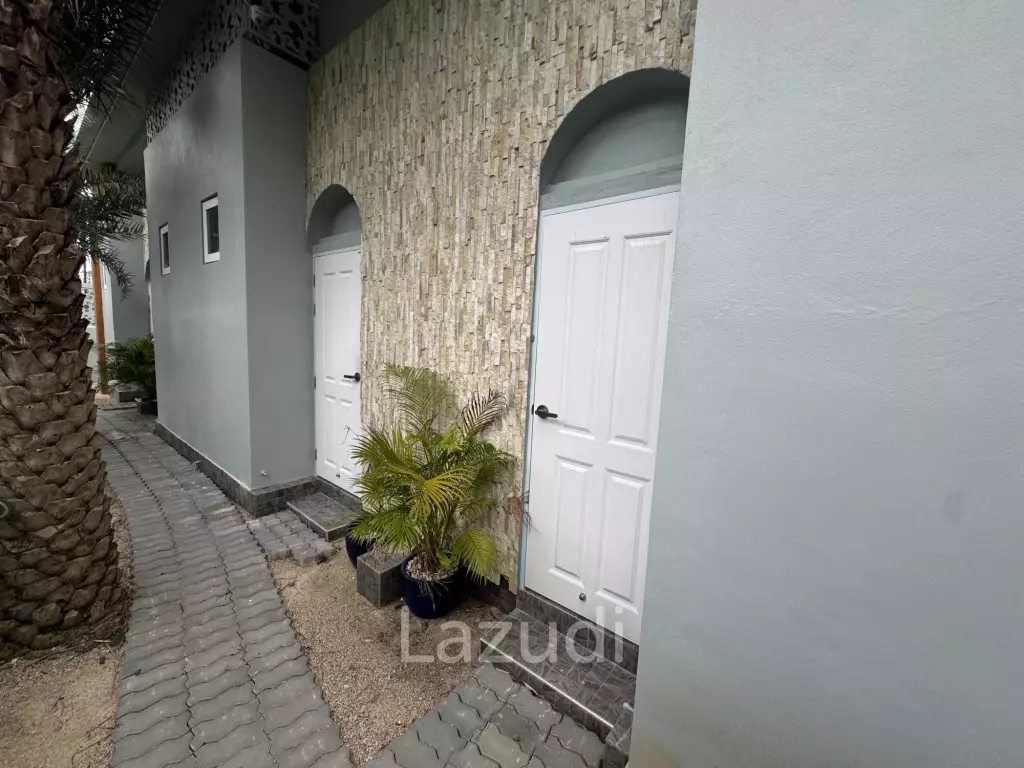 Khao Tao Luxury Pool Villa 4 Bedroom – Steps from the Beach