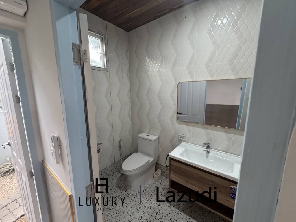 Khao Tao Luxury Pool Villa 4 Bedroom – Steps from the Beach