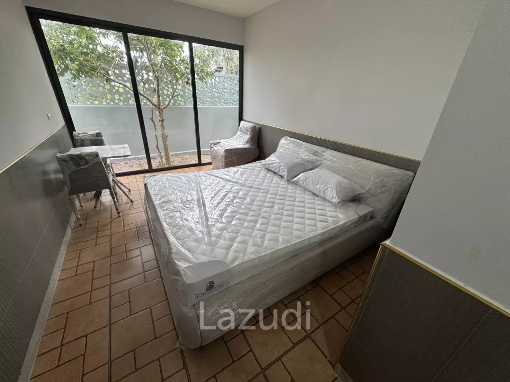 Khao Tao Luxury Pool Villa 4 Bedroom – Steps from the Beach