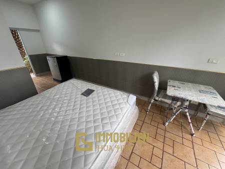 Strandlage / 4 Schlafzimmer / 14m Pool im ersten Stock