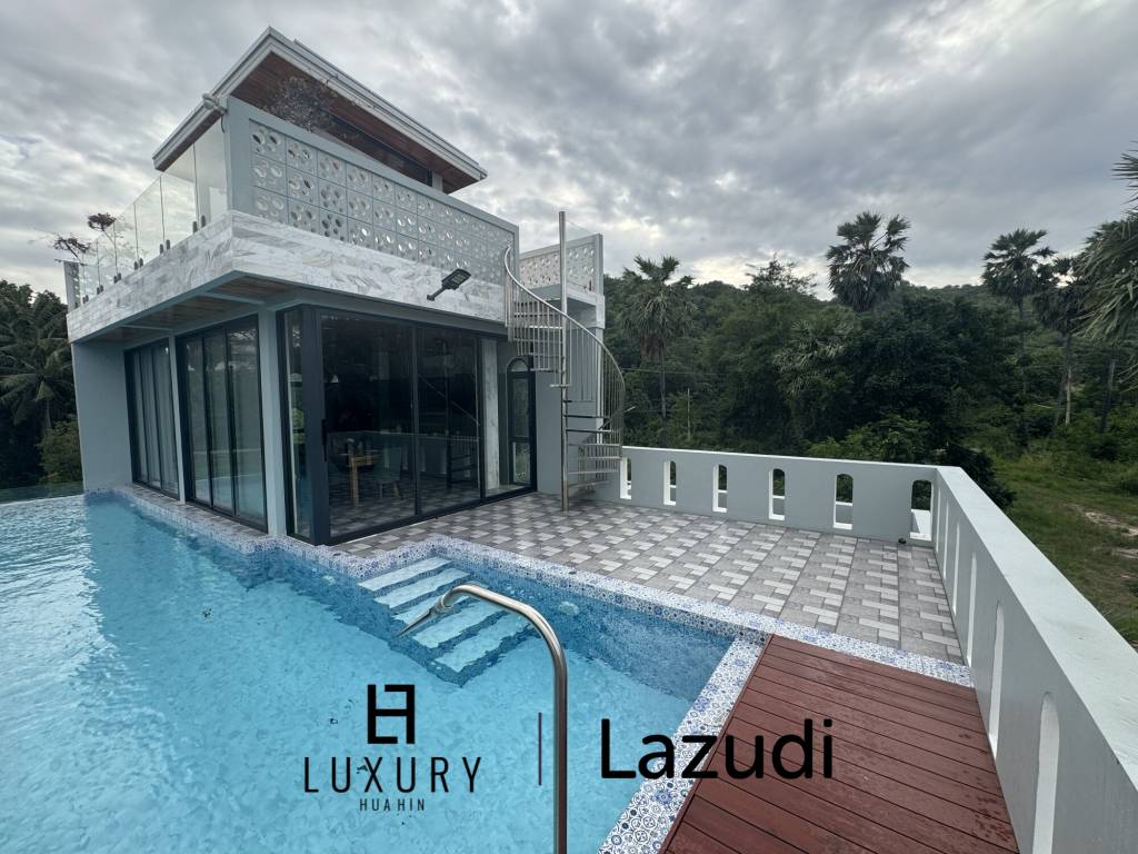 Khao Tao Luxury Pool Villa 4 Bedroom – Steps from the Beach