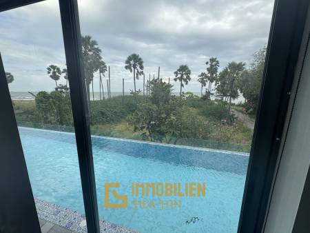 Strandlage / 4 Schlafzimmer / 14m Pool im ersten Stock