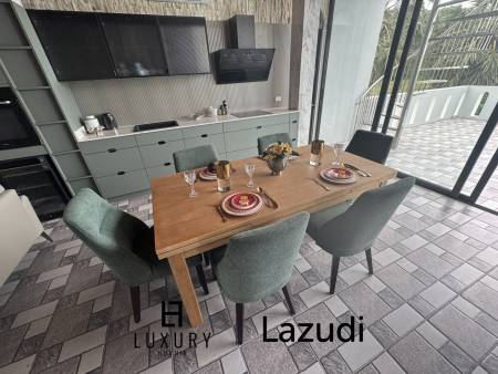 Khao Tao Luxury Pool Villa 4 Bedroom – Steps from the Beach