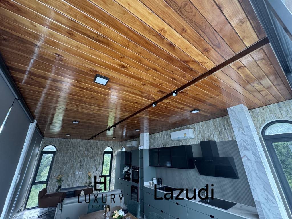 Khao Tao Luxury Pool Villa 4 Bedroom – Steps from the Beach