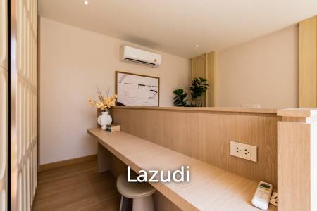 Luxurious Villa with Beachfront in Cha-Am