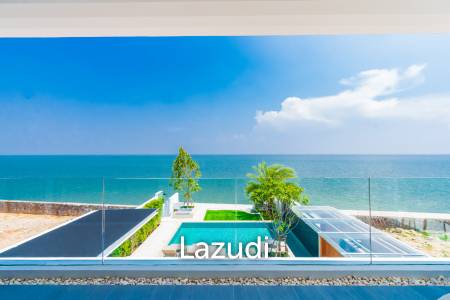 Luxurious Villa with Beachfront in Cha-Am