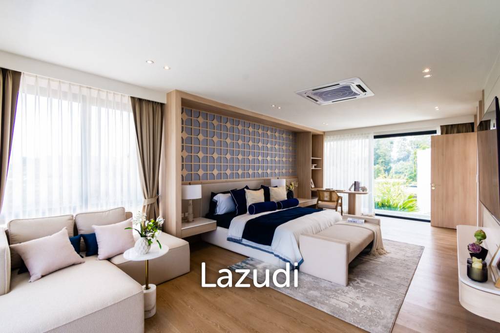 Luxurious Villa with Beachfront in Cha-Am