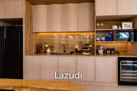 Luxurious Villa with Beachfront in Cha-Am