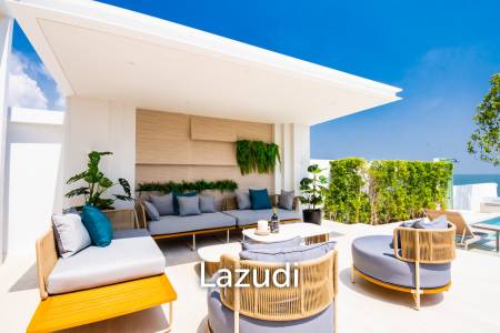 Luxurious Villa with Beachfront in Cha-Am