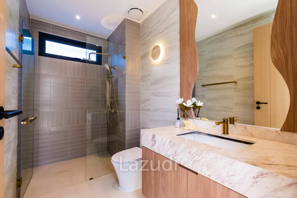 Luxurious 5-Bedroom Kehadfa Grand Villa in Cha-Am