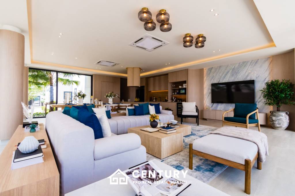 Luxurious 5-Bedroom Kehadfa Grand Villa in Cha-Am