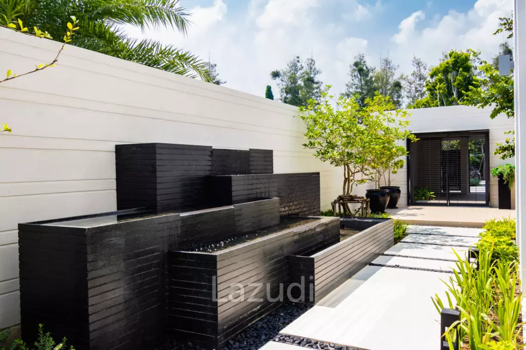 Luxurious 5-Bedroom Kehadfa Grand Villa in Cha-Am