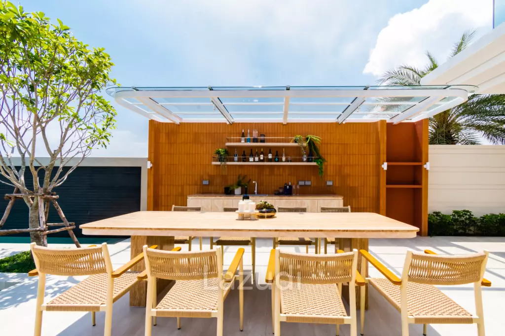 Luxurious 5-Bedroom Kehadfa Grand Villa in Cha-Am