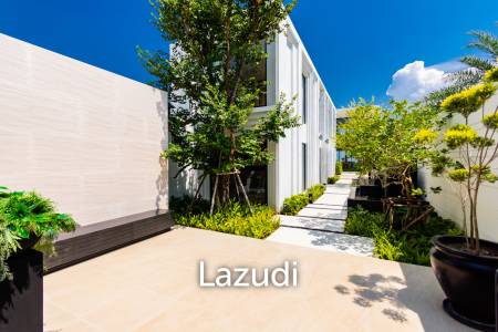 Luxurious 5-Bedroom Kehadfa Grand Villa in Cha-Am