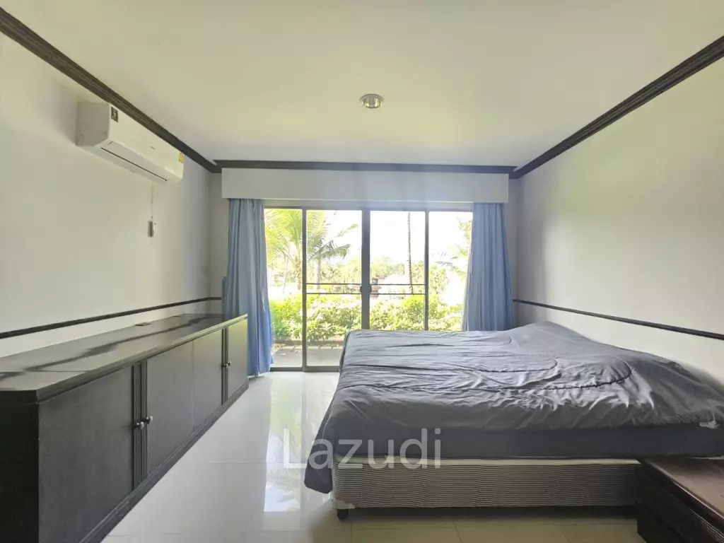PALM HILLS CONDO : 2 Bed condo ground floor on the golf course