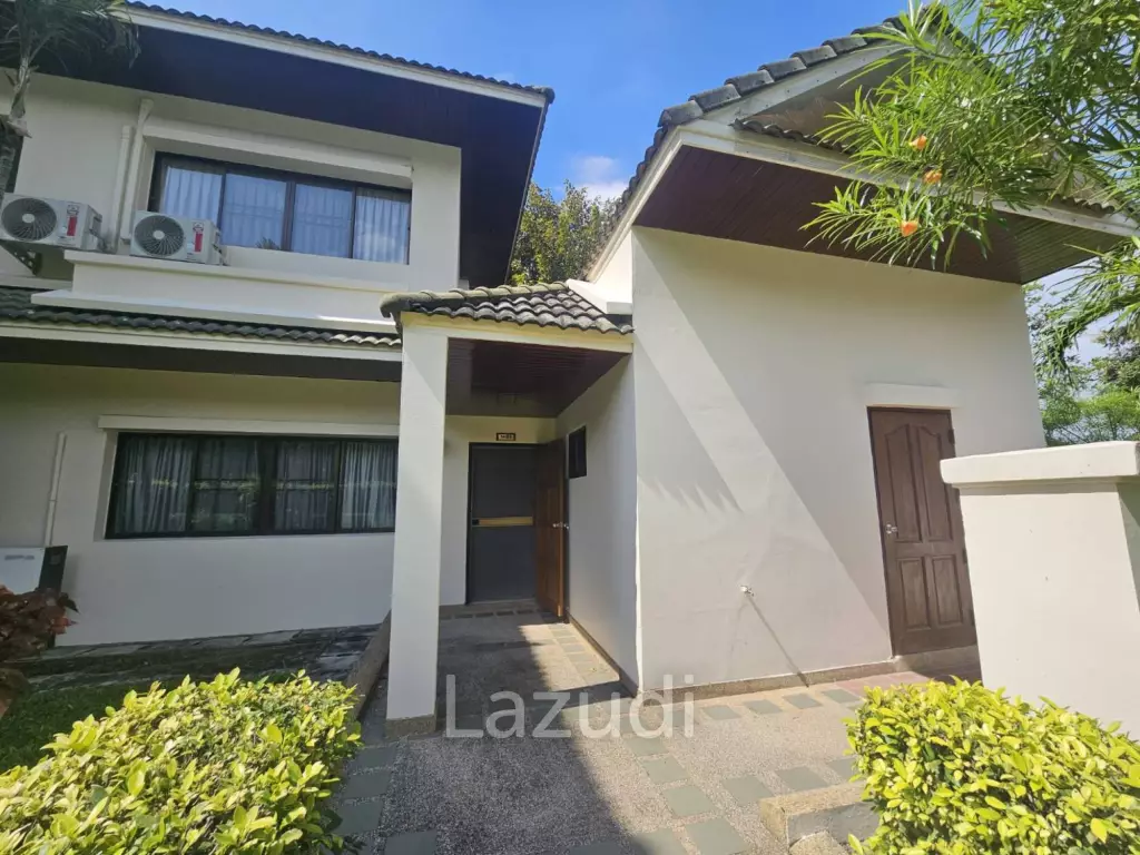 PALM HILLS CONDO : 2 Bed condo ground floor on the golf course