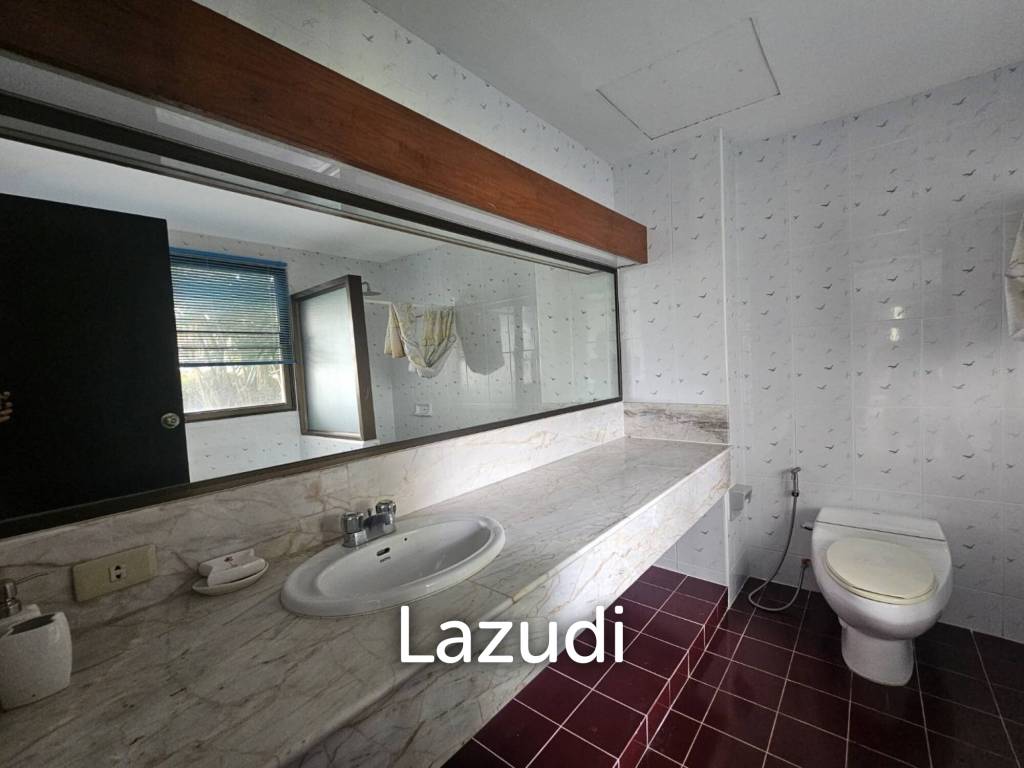 135 ตร.ม 2 เตียง 2 อาบน้ำ คอนโดมิเนียม For ขาย